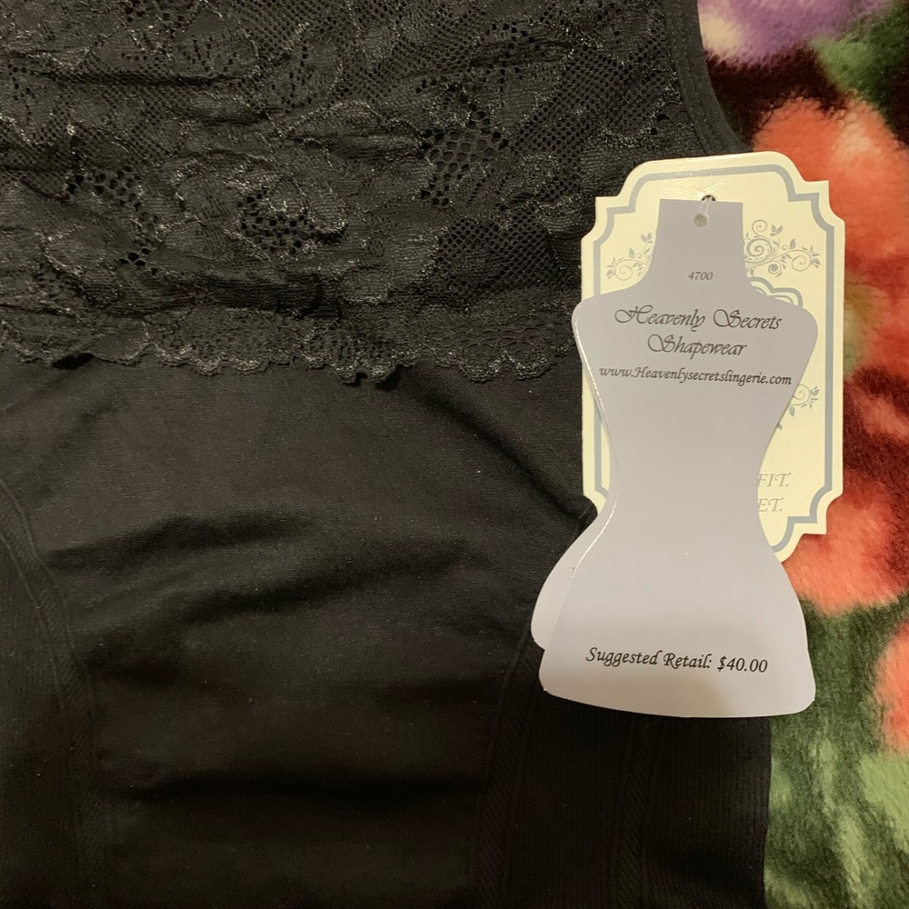 SEAMLESS BODY CONTROL - Picture 3 of 4